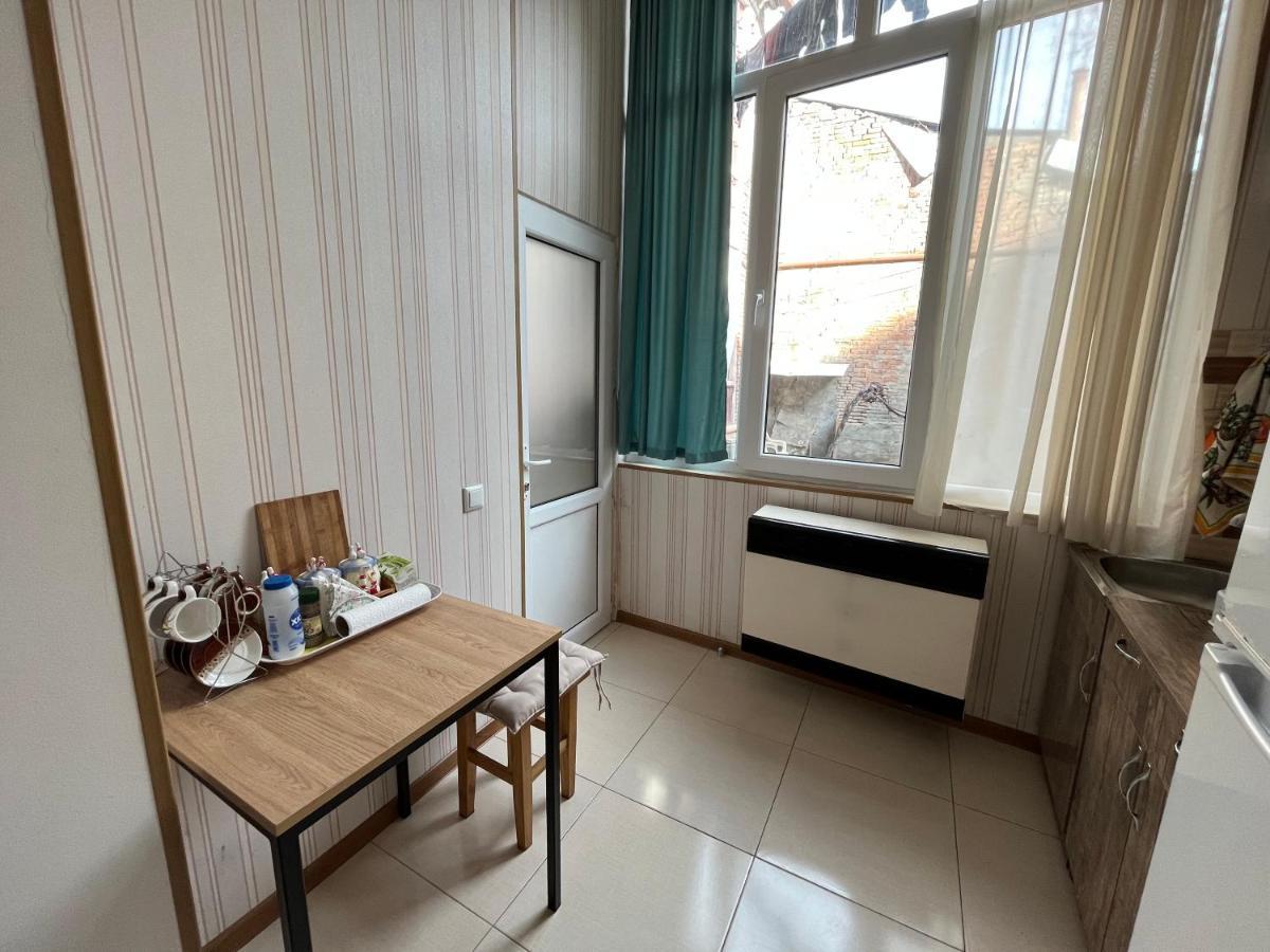 Sunny Apartments Tiflis Exterior foto